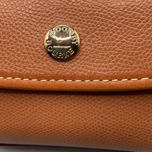 Dooney & Bourke Embossed Pebble Leather Wristlet Caramel - Picture 2 of 11